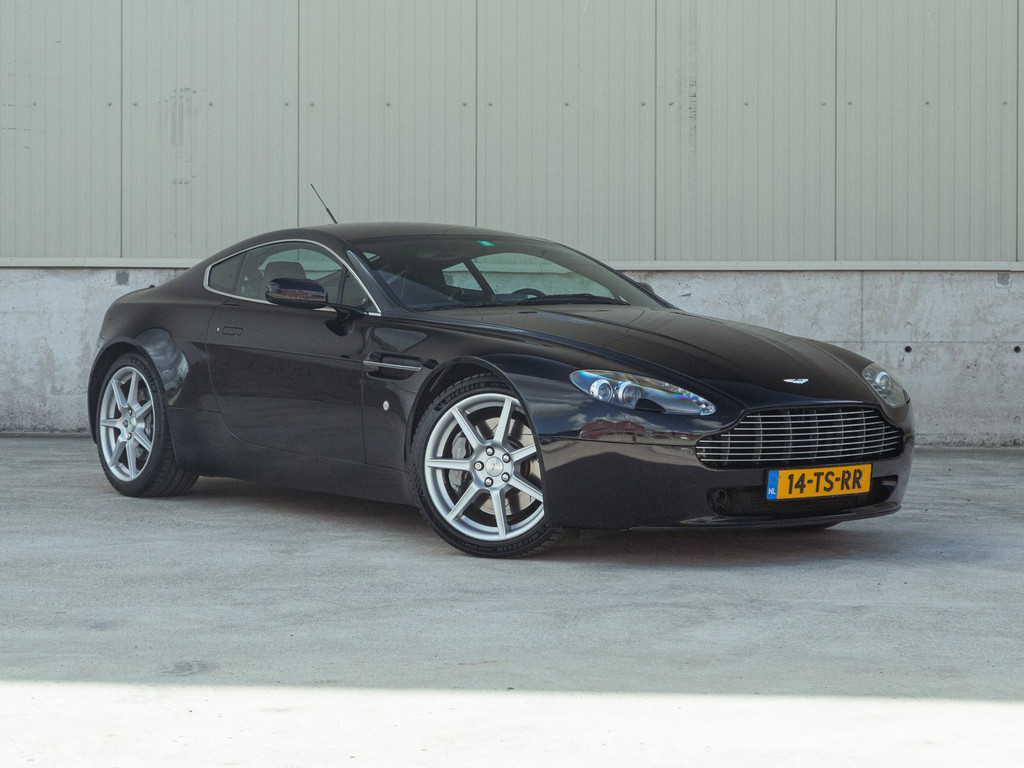 Aston Martin V8 Vantage 4.3 V8 55614866-0.jpg | STR8SiX
